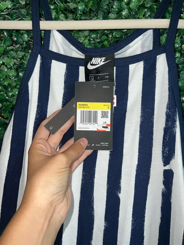 Nike dress - Image 3