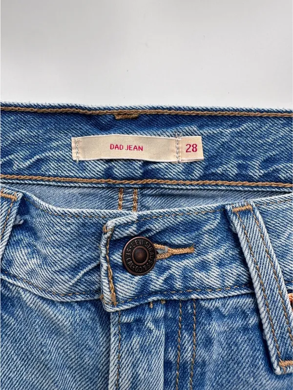 Levi’s Dad Jeans  - Image 4