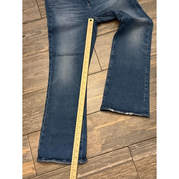 AG‎ Adriano Goldschmied Farrah Boot Crop High Rise Distressed Fray Jeans Size 27 - Image 9