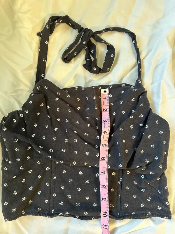 American Eagle Cropped Halter Tank Top - Image 4