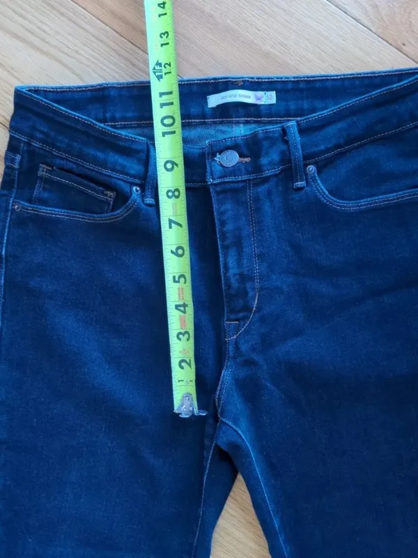 Levi's Dark Wash Mid-Rise Skinny Womens Size 12 (28x30) Denim Stretch Jeans - Image 8