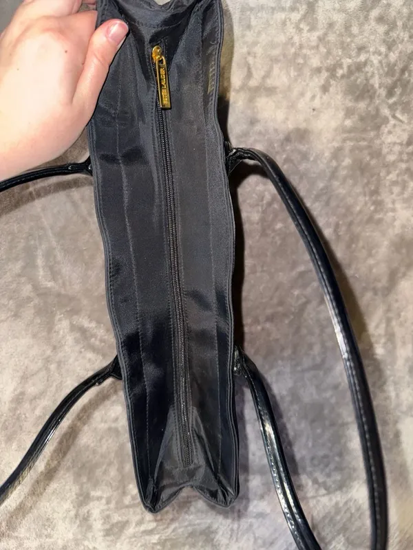 Estee Lauder Black Nylon and Patent Tote Bag - Image 7