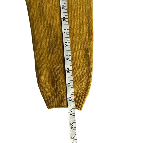 Forenza Women's Mustard Wool Sweater - Image 5