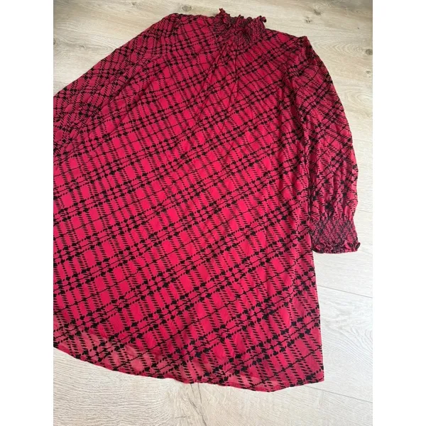 EUC Tommy Hilfiger Womens Red Flocked Plaid Flowy Dress velvet detail Size 14 - Image 5