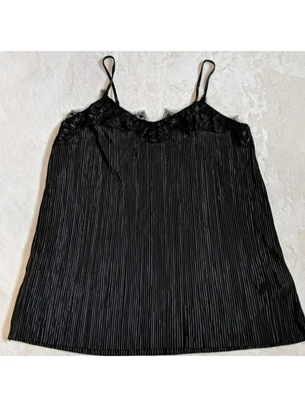 Front of Closet Lace Tank Top Small - Image 2