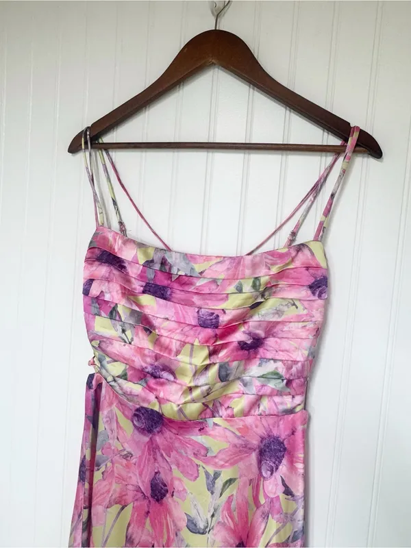 ASTR Antlia Pink Floral Spaghetti Strap Midi Dress Medium Wedding Guest Formal - Image 5