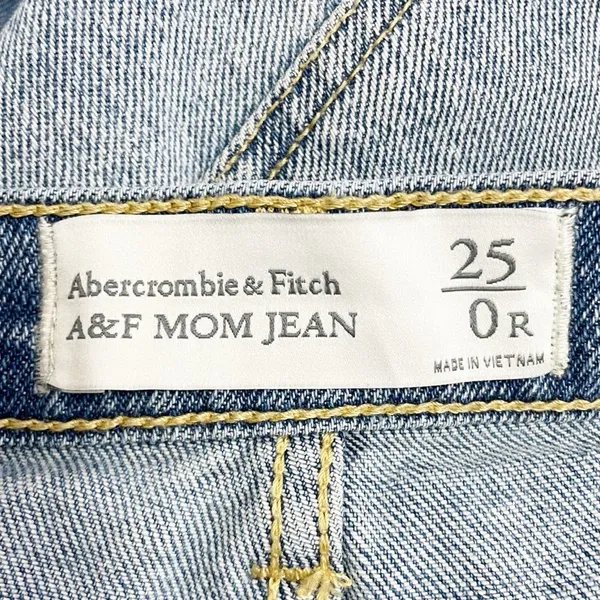 Abercrombie & Fitch A&F Mom Jean Button Fly Crop Medium Wash Raw Hem Size 25 | 0 - Image 6