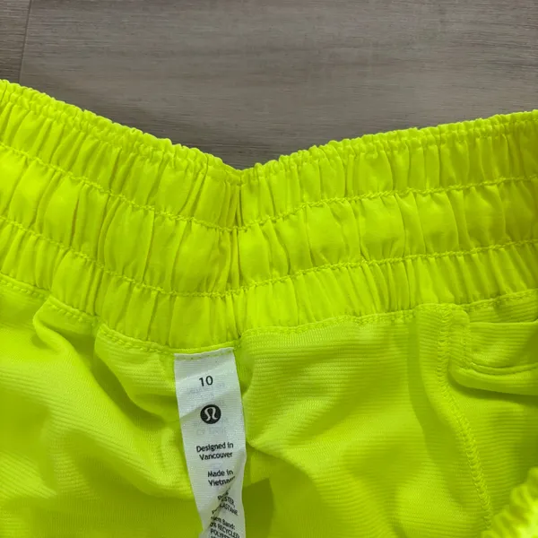 NWT Lululemon Hotty Hot Short II Long 4" Highlight Yellow Women Size 10 - Image 5