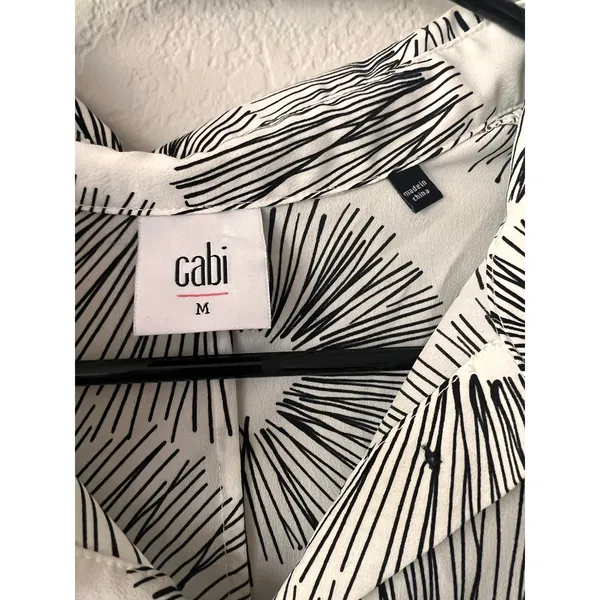 Cabi Priority Blouse M Sleeveless Collared Faux Wrap Draped Button Front - Image 3