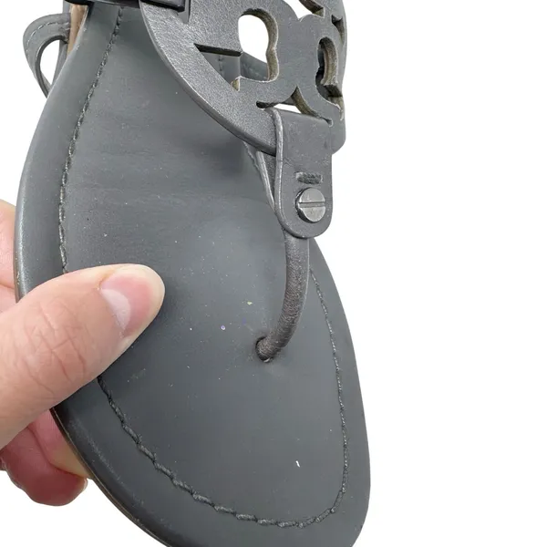 TORY BURCH Gray Grey Leather Miller Classic Designer Logo Sandals Flip Flop Sz 9 - Image 7