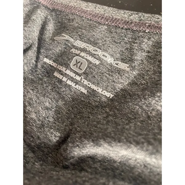 Brooks Running Shirt Womans XL Run Happy Athletting Gym Outdoor Activity Sports‎ - Image 7