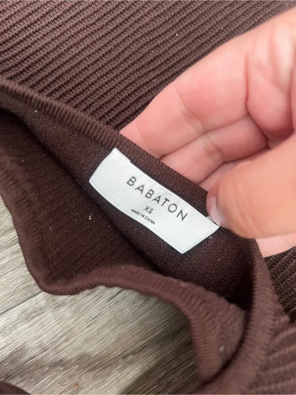 Aritzia Babaton Brown Ribbed Square-Neck Crop Tank Top - Image 8
