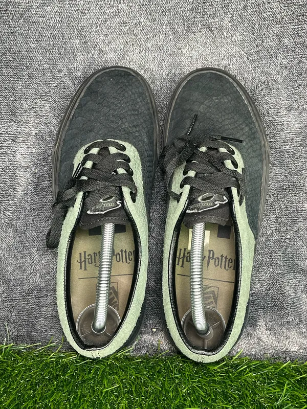 Vans x Harry Potter Low Top Sneakers Green Black | Men’s 7 Women’s 8.5 - Image 5