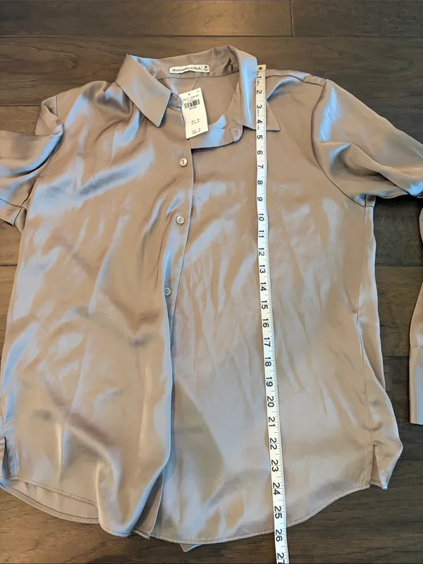 New With Tags Abercrombie & Fitch Satin Shirt Sz M - Image 6