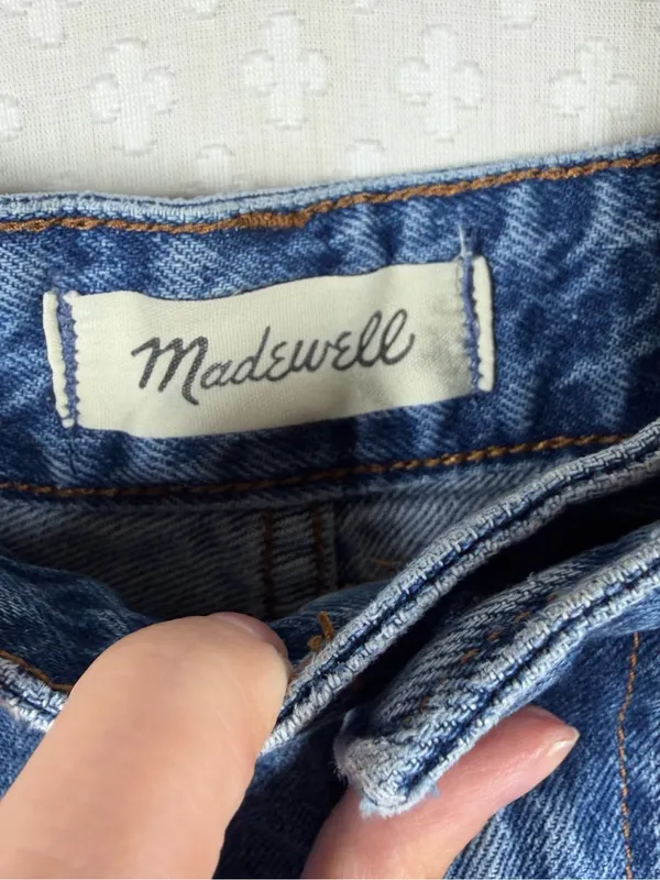 Madewell Dark Wash Relaxed Denim‎ High Rise Shorts - Image 3