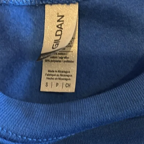 Gildan Women’s Cropped Royal Blue Crewneck Sweatshirt - Size S - Image 4