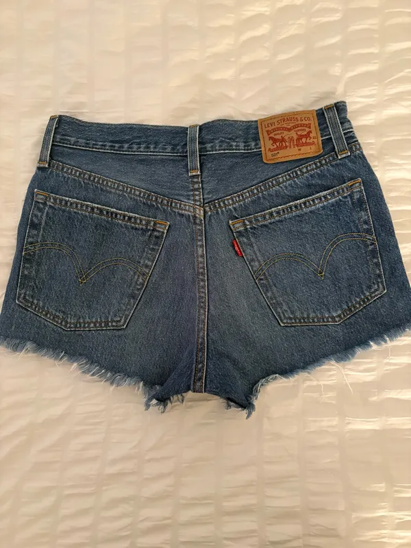Levi’s 501 Shorts - Image 2