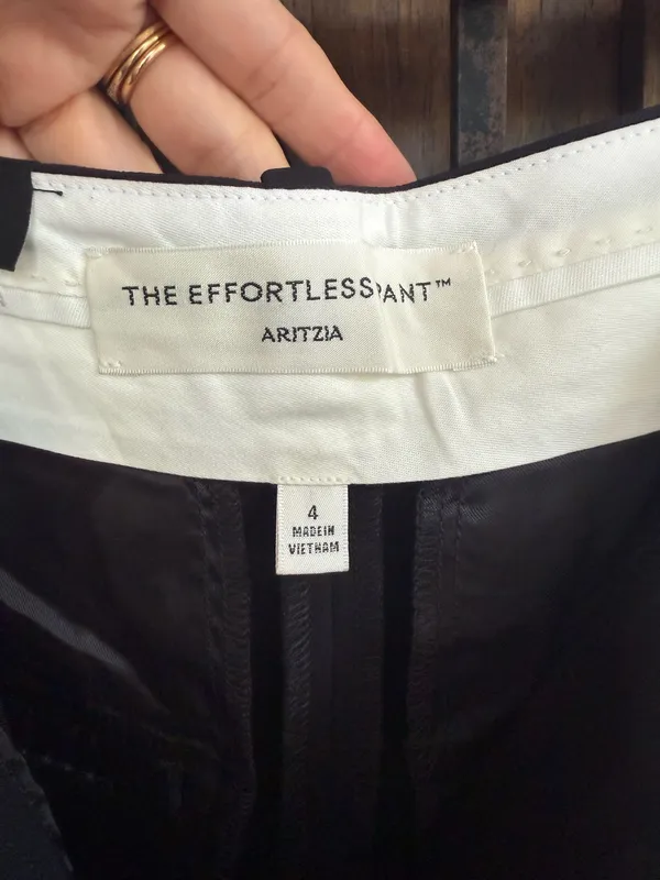 Aritzia Effortless Pant Black Wide Leg , Supper High Rise, Length Full Size 4 - Image 5
