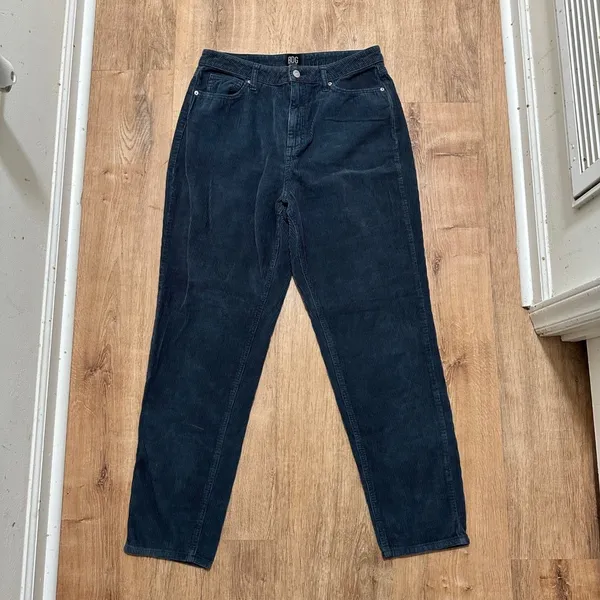 BDG | Urban Outfitters | Navy Blue Corduroy High Waisted Mom‎ Jeans, Size 30 - Image 2