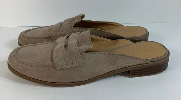 Crown Vintage flat loafer mule slip on womens size 11M - Image 2