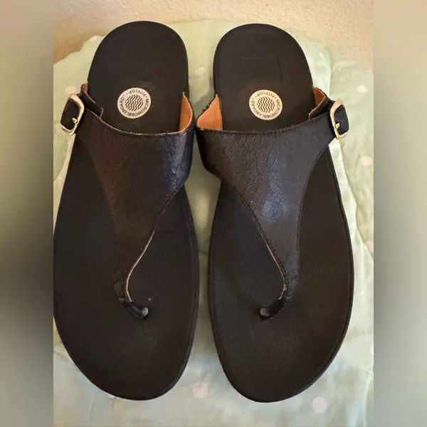 Fitflop Black Textured Sandals Womens size 10 - Image 3
