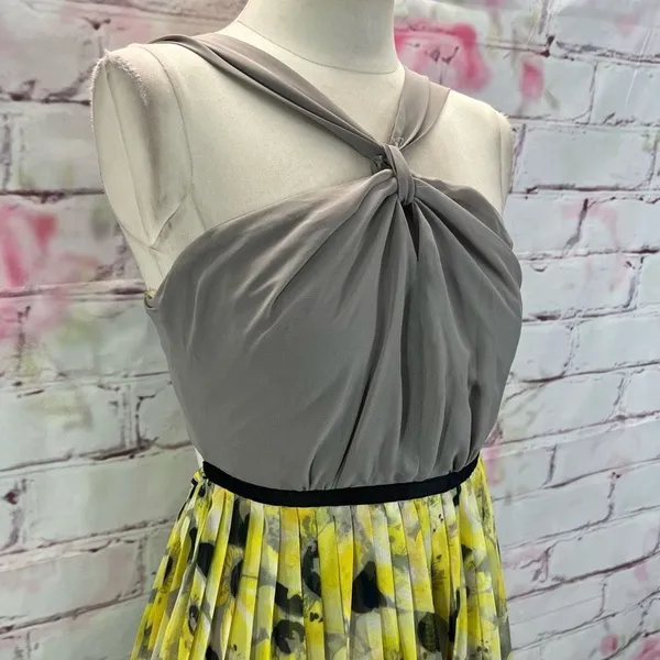 Ryu yellow floral accordion pleated halter maxi dress - Image 2