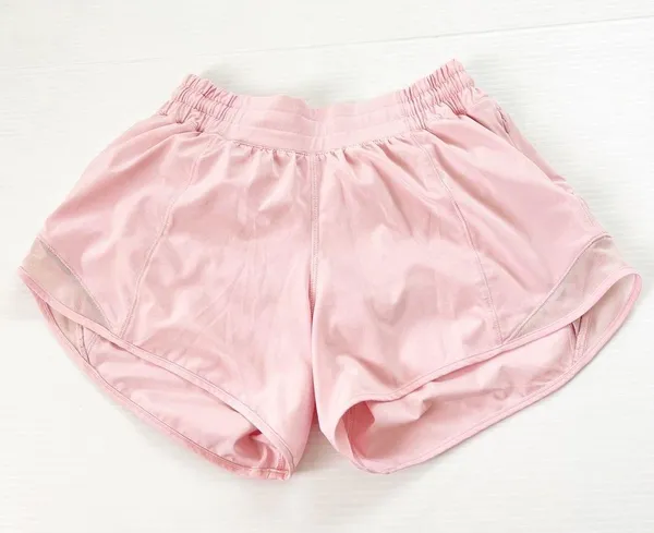 Lululemon Hotty Hot Shorts 4” Dusty Pink, 4 - Image 3