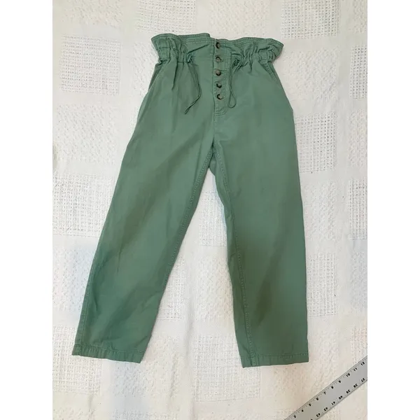 Urban Outfitters Terra medium paperbag waist cropped pant P2 3409 - Image 9