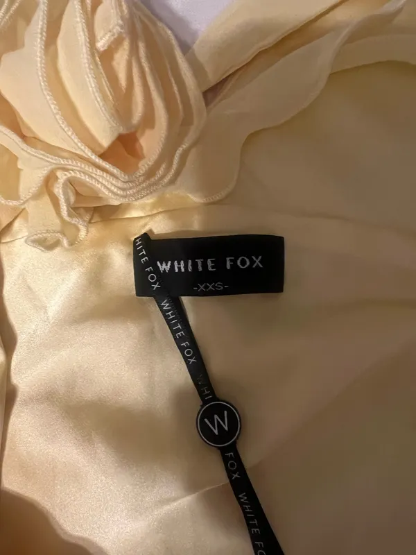 White Fox Like That Mini Dress Buttercup - Image 4