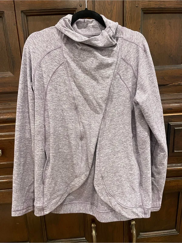 Lululemon Athletica Rulu Rally Wrap - Image 3