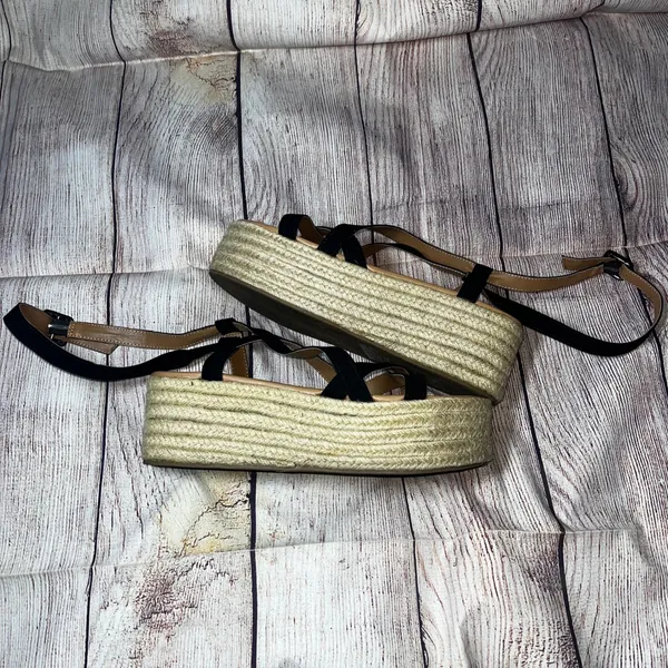 Urban Outfitters Black Strappy‎ Espadrille Platform Sandals Womens 8 Flatform - Image 3