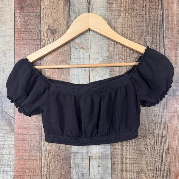 Brandy Melville Black Maura Whimsigoth Puff Sleeve Crop Top Dark Coquette - Image 5