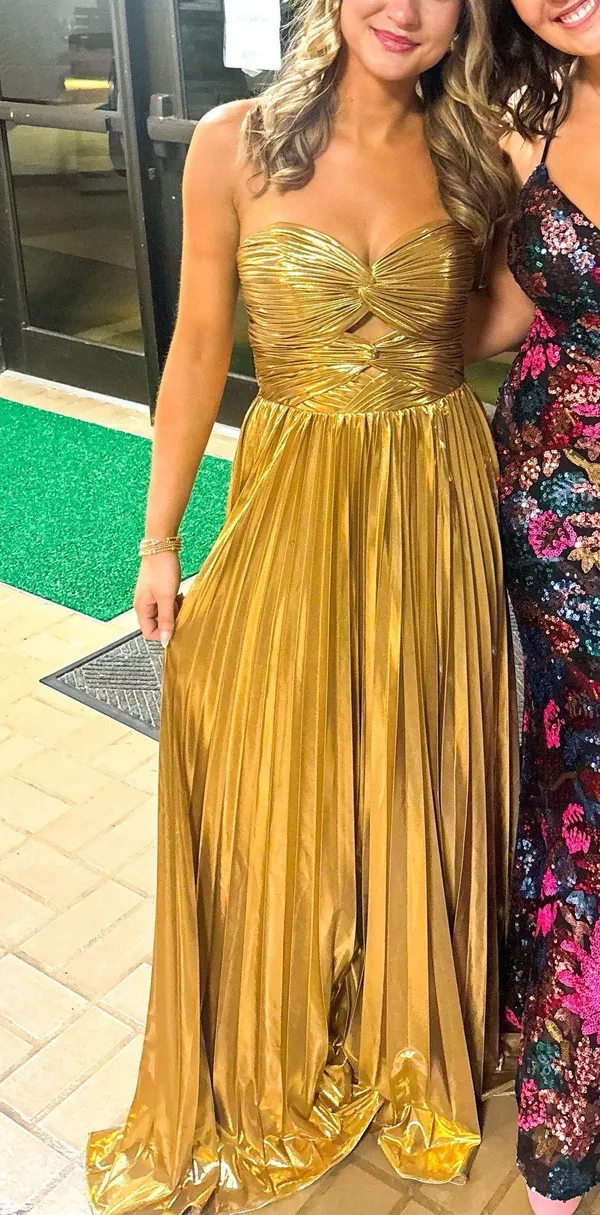 Gold Formal Dress - Image 2