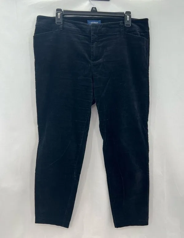 ***FIRM*** Old Navy Pixie Pants 12 - Image 9