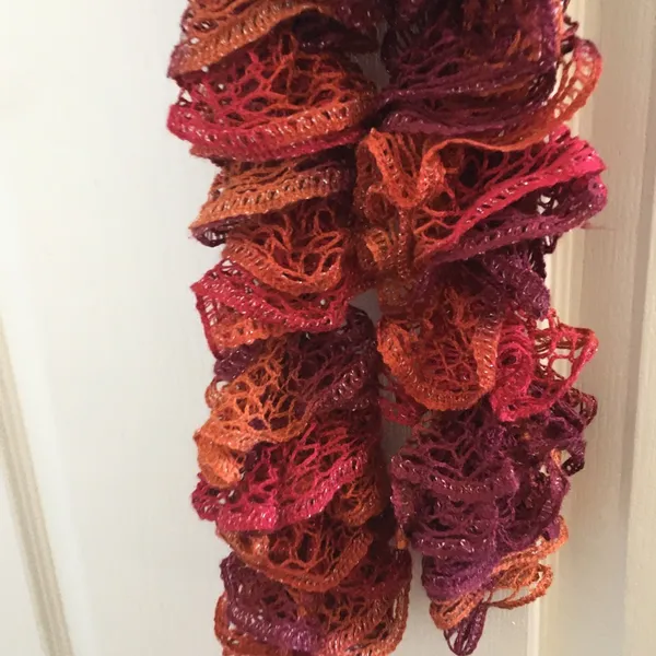 FINAL MARKDOWN Ladies crocheted boa - Image 2
