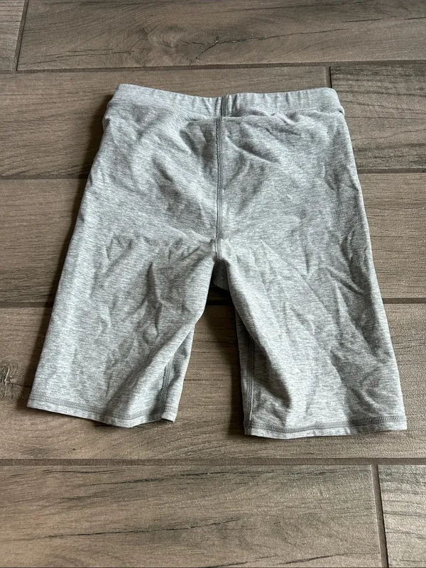 ALO Yoga Women’s Grey Bike Shorts - Image 3