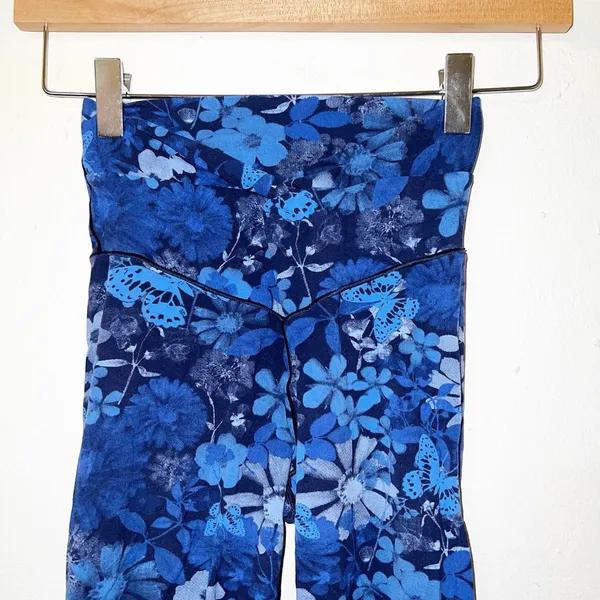 Aerie offline real me xtra floral butterfly 7/8 high rise blue leggings - Image 2