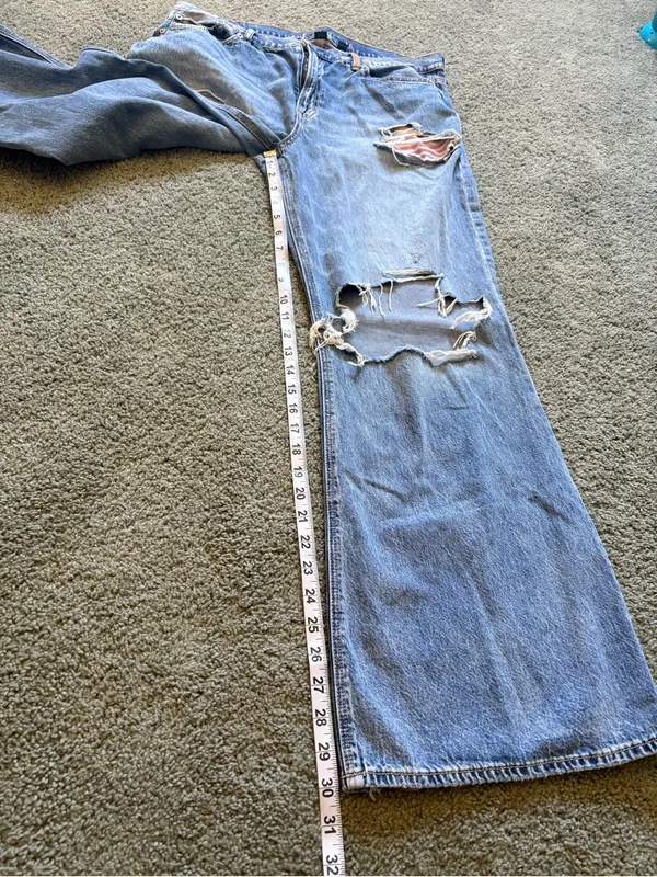 American Eagle Strigid Low Rise Baggy Flare Distressed Jeans Rainbow Size 10 - Image 9