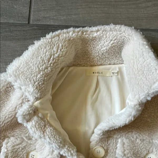 Trendy White Sherpa Jacket - Image 6