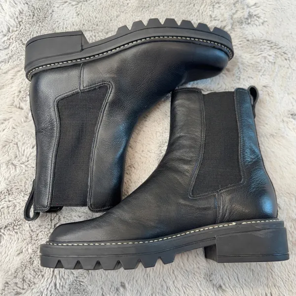 Bernardo Black Leather‎ Lug Sole Chelsea Boots Women 6M Pull On Chunky Heel - Image 11