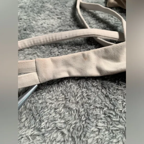 Lululemon white Sports Bra 6 - Image 5