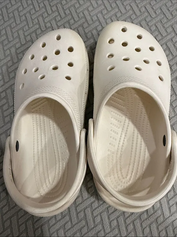 Crocs White Unisex J 3 Women’s 5 Classic Clogs boys women’s men - Image 5