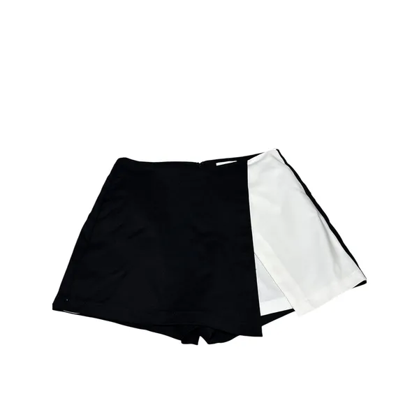 Superdown Revolve NWOT Aaleyah Colorblock Wrap Skort M Black White Skirt Shorts - Image 3