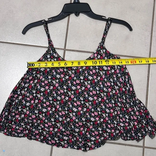 Divided by H&M Women Floral Black Top Spaghetti‎ strap size 6 - Image 6