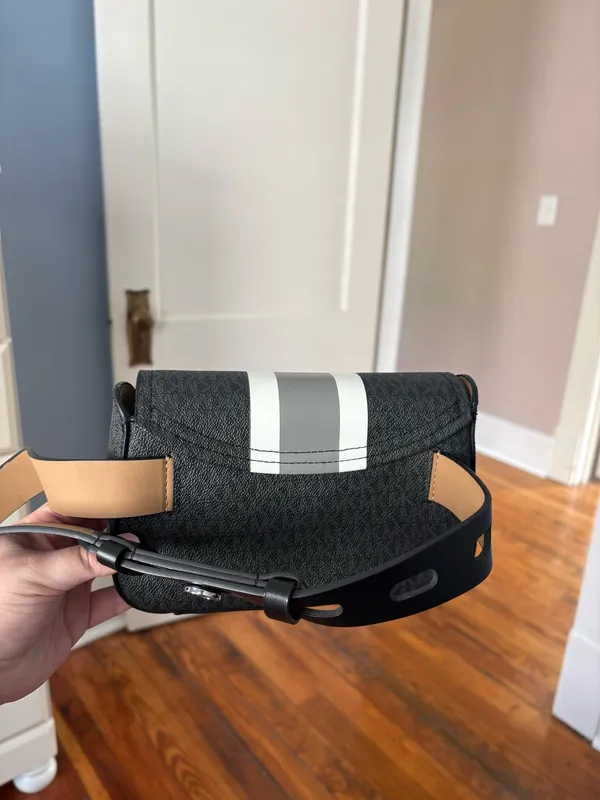 Michael Kors Logo Belt Bag L/XL - Image 2
