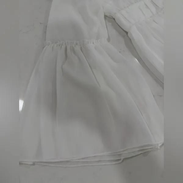 Elegant White Flowy Dress - Image 6