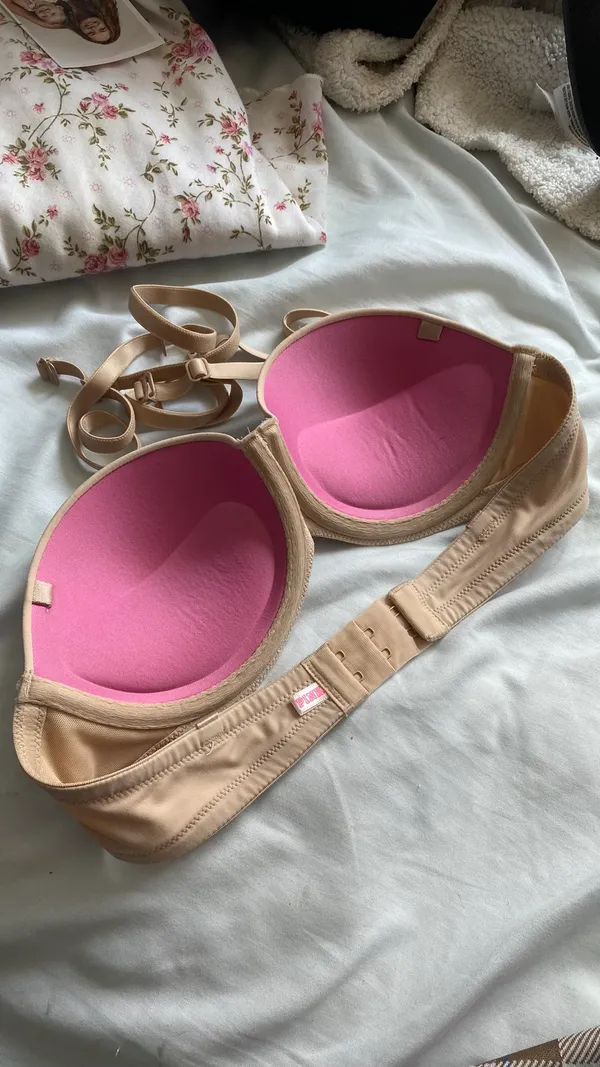 VS Pink bra - Image 3
