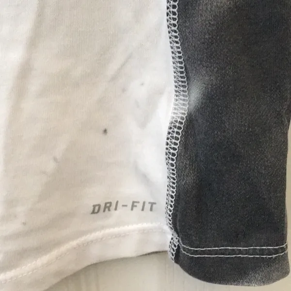 FINAL MARKDOWN Nike dri fit tee large - Image 11