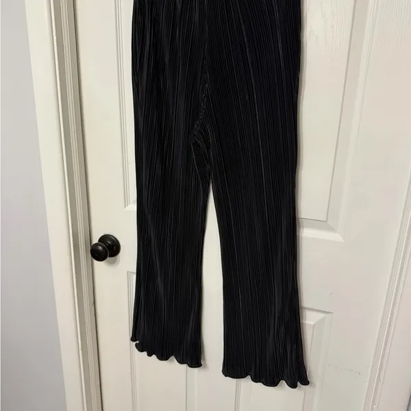 Reformation NWT KAIA silky pleated‎ black pants size XS petite - Image 5