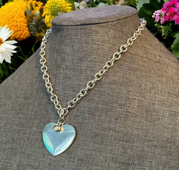 Chunky Chain Heart Pendant Necklace Silver - Image 2